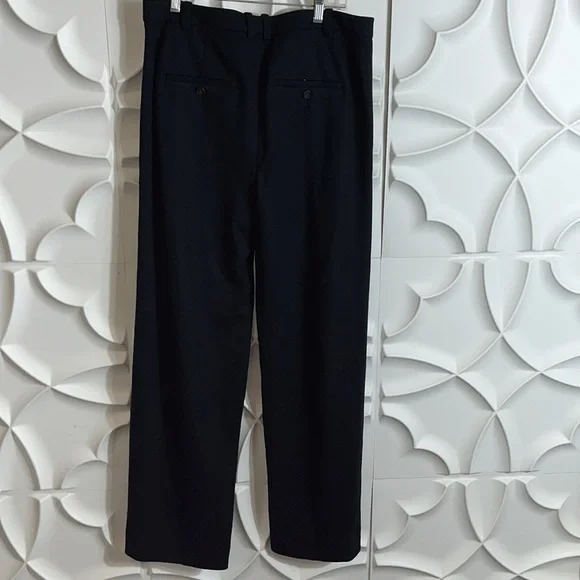 NEW Vince 67% wool Mid Rise Cozy Stitch Front Pant SZ 10. (97) - Picture 3 of 4